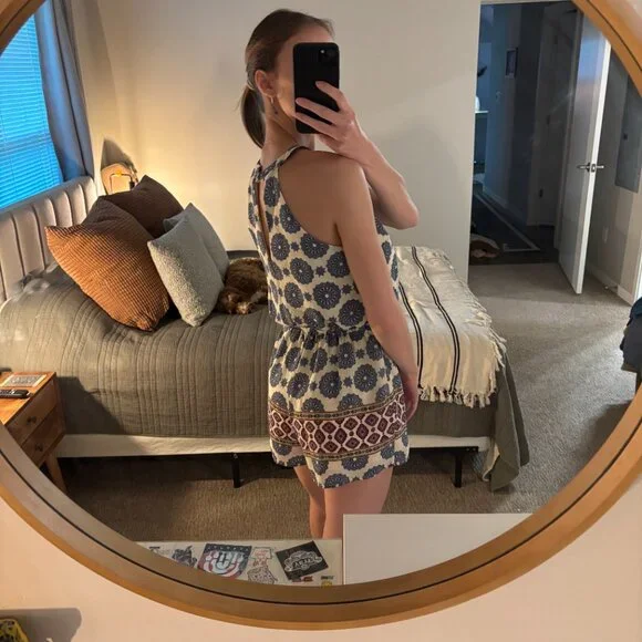 Patterned Racerback Romper - Picture 6 of 7